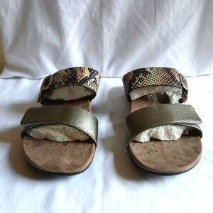 Vionic Women's Sandals in Olive and Snake Print